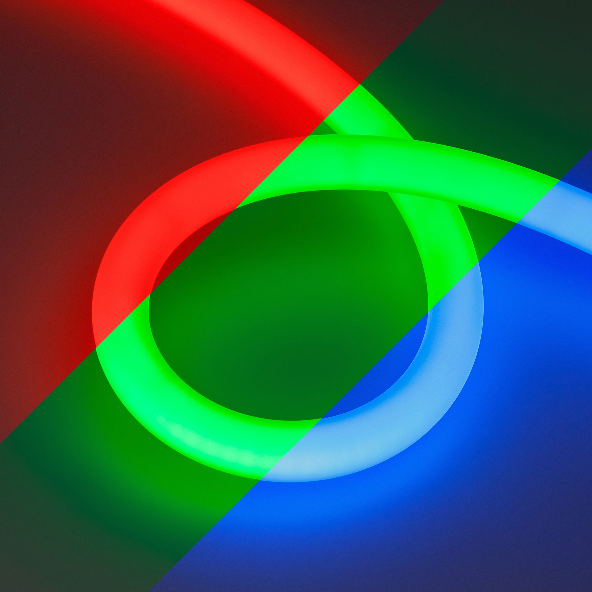 Лента герметичная MOONLIGHT-BLACK-SIDE-G280-D25mm 24V RGB 360deg (14.4 W/m, IP65, 1m, wire x1) (Arlight, Вывод боковой, 3 года)