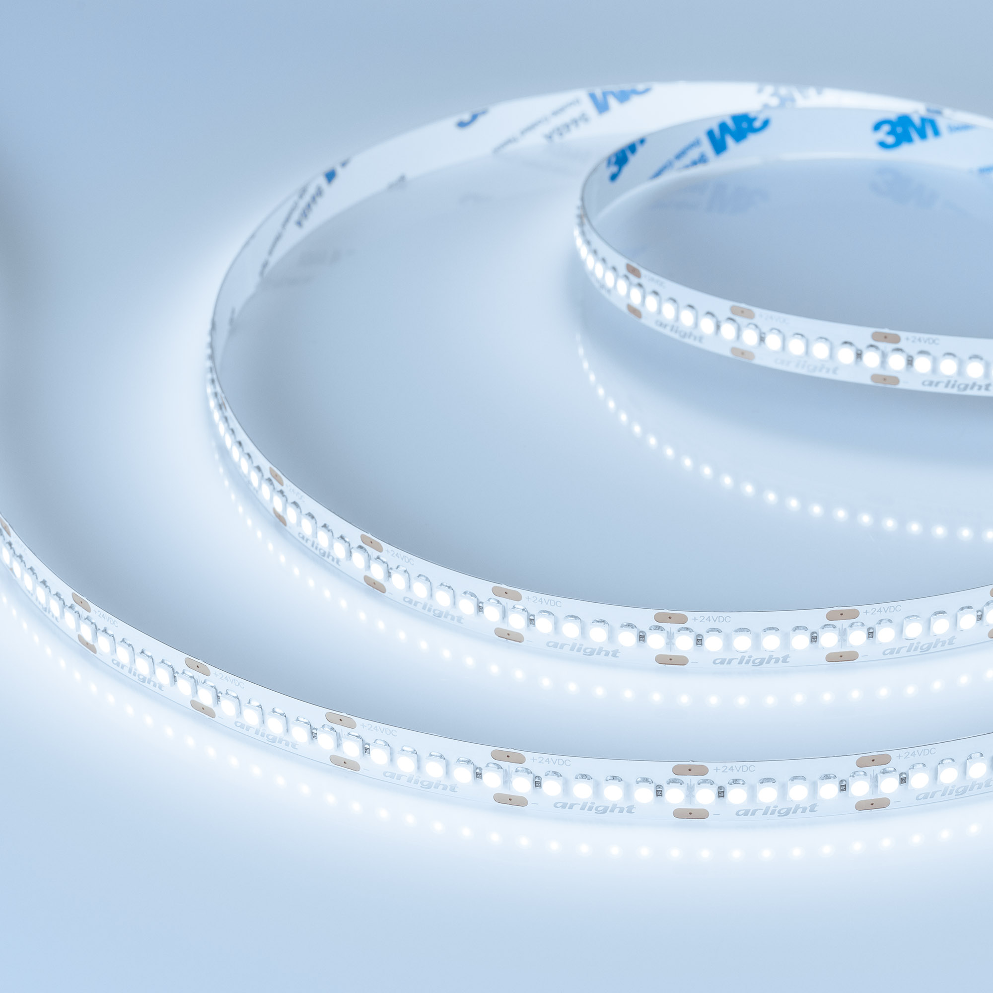 Светодиодная лента RT-A240-10mm 24V Cool 8K (19.2 W/m, IP20, 3528, 5m) (Arlight, 19.2 Вт/м, IP20)