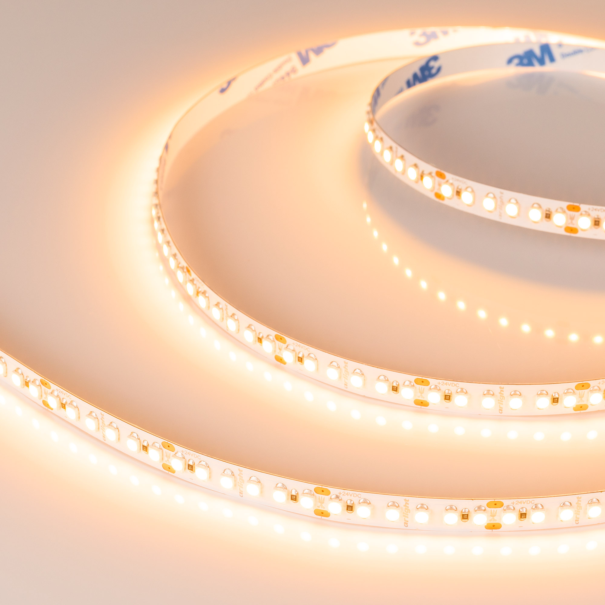 Светодиодная лента RT-A180-8mm 24V Warm2400 (14.4 W/m, IP20, 3528, 5m) (Arlight, Открытый)
