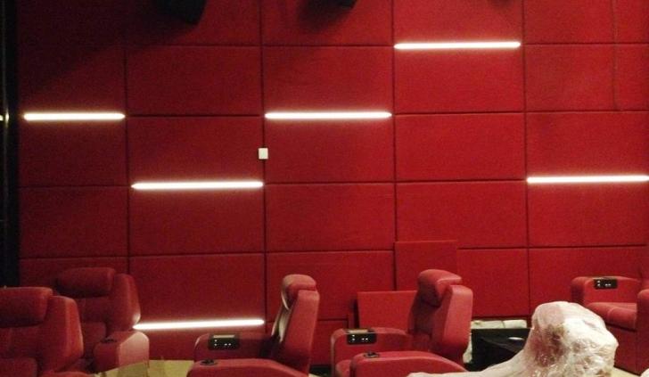 Светодиодное освещение зала кинотеатра