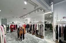 Освещение в магазине одежды