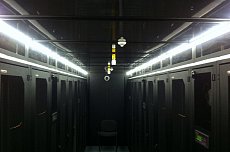 Освещение серверной комнаты с помощью светодиодного оборудования Arlight
